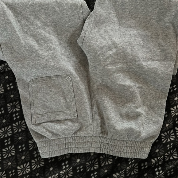 Nike Sweatpants - Picture 3 of 4